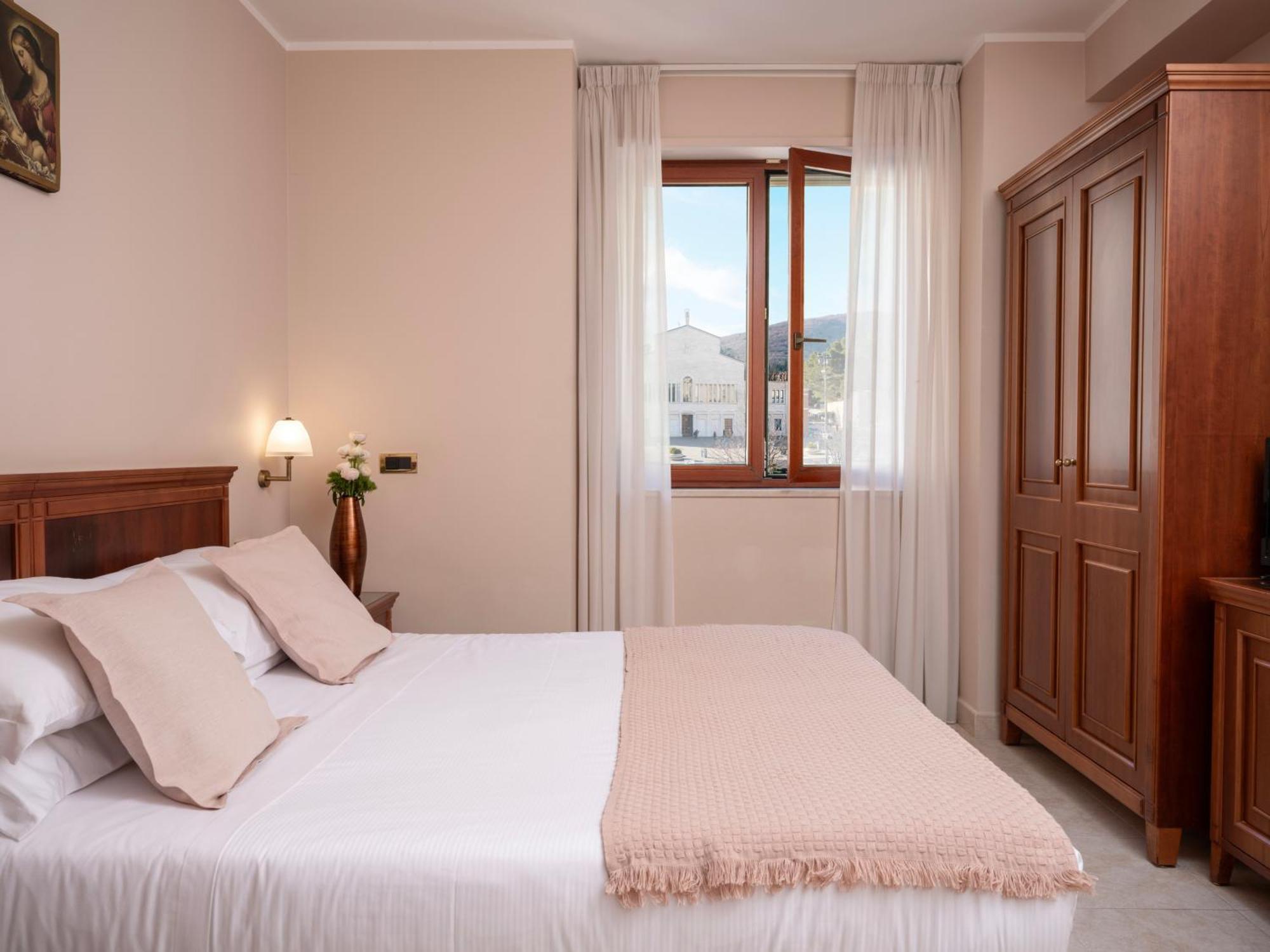 סן ג'יואבאני רוטונדו Hotel San Pio מראה חיצוני תמונה