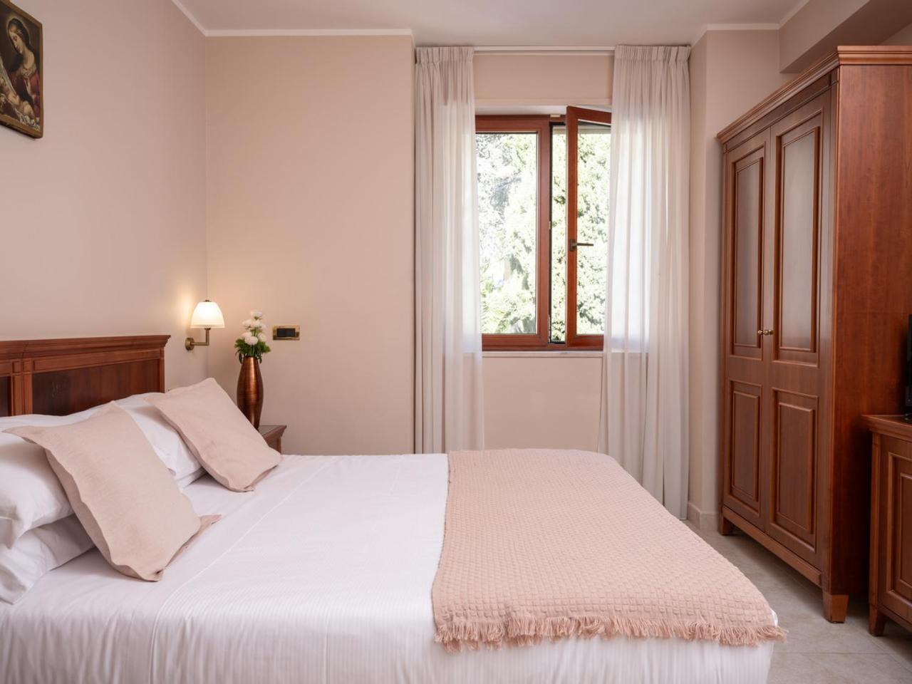 סן ג'יואבאני רוטונדו Hotel San Pio מראה חיצוני תמונה