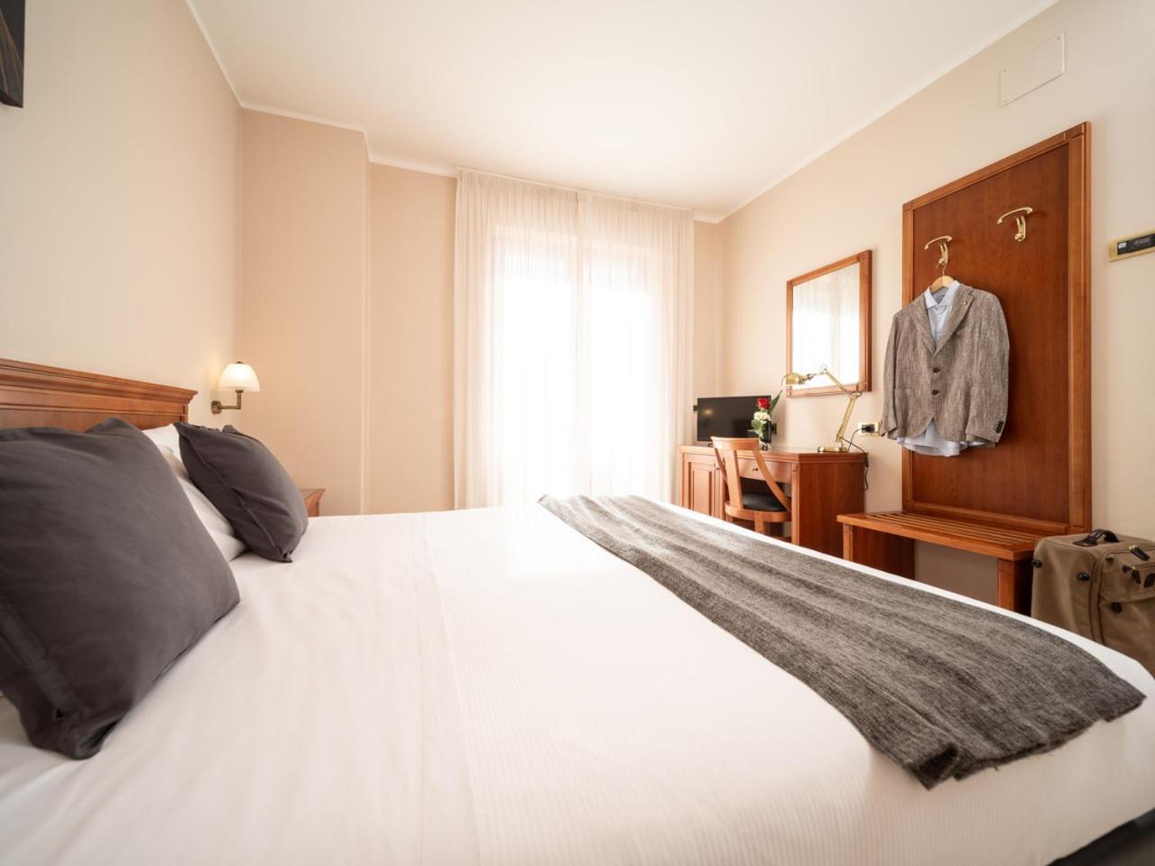 סן ג'יואבאני רוטונדו Hotel San Pio מראה חיצוני תמונה
