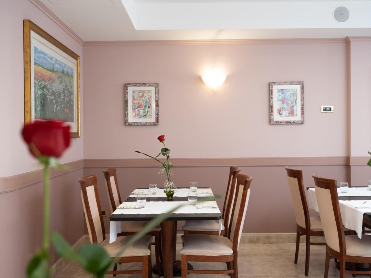 סן ג'יואבאני רוטונדו Hotel San Pio מראה חיצוני תמונה