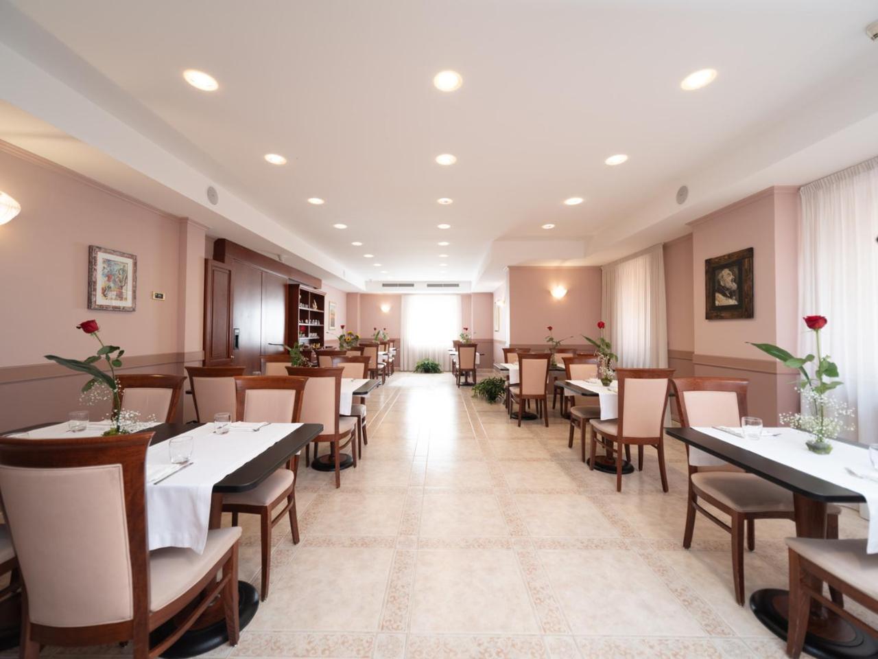 סן ג'יואבאני רוטונדו Hotel San Pio מראה חיצוני תמונה