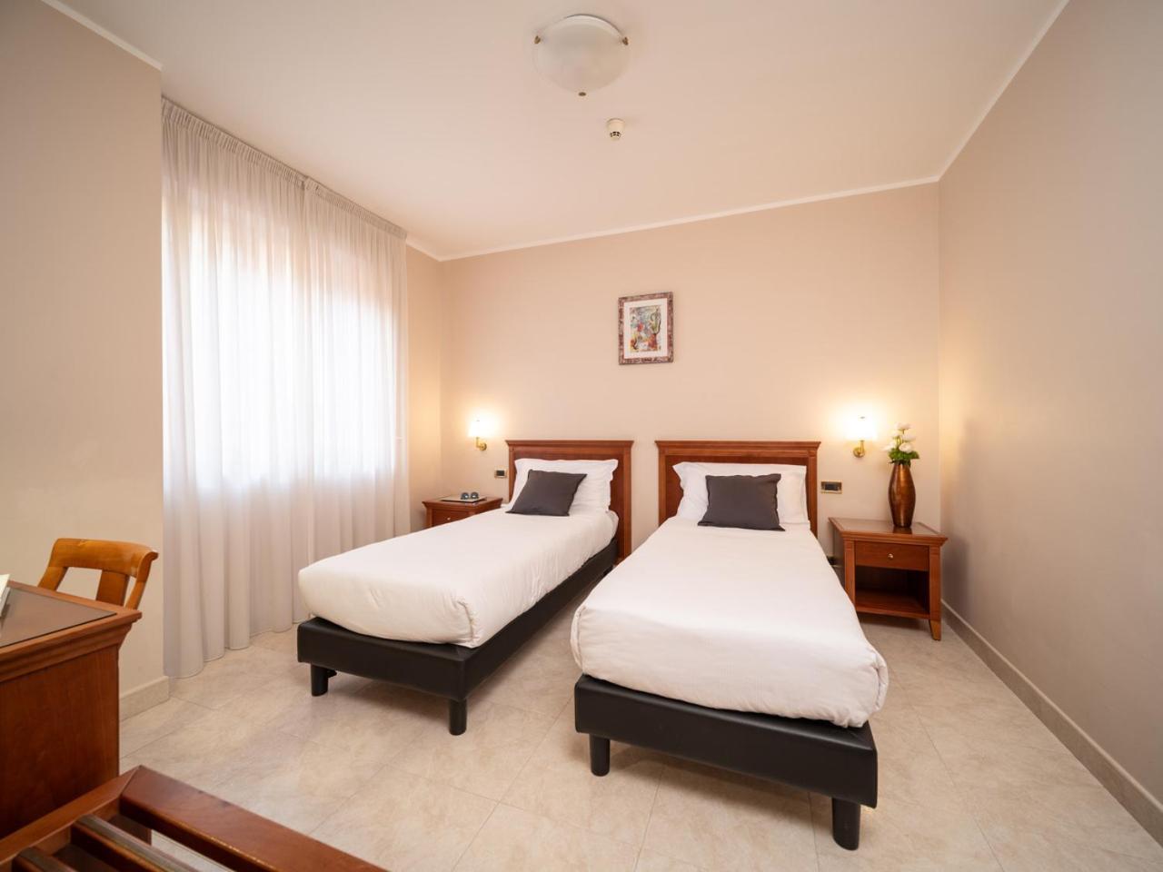 סן ג'יואבאני רוטונדו Hotel San Pio מראה חיצוני תמונה
